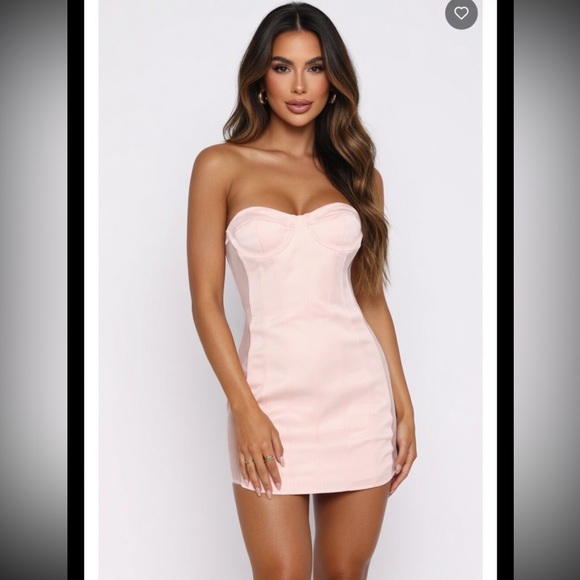 White Fox Boutique Dresses & Skirts - White Fox Park Avenue Princess Mini Dress Baby Pink US6 $85